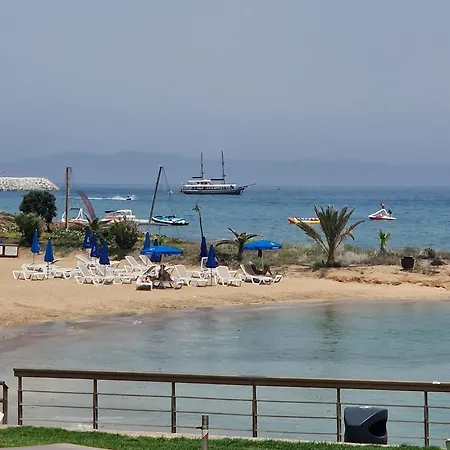 بيت للعطل Pernera 33 House