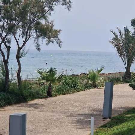 Pernera 33 House Ferienhaus *