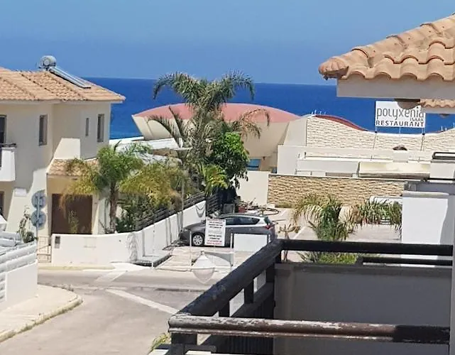 Dom wakacyjny Pernera 33 House